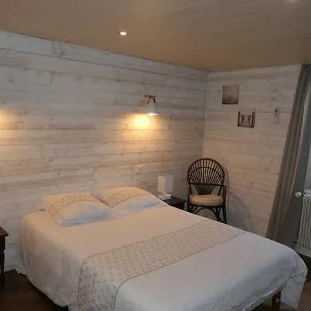 ベッド・アンド・ブレックファスト Le Moulin Aux Ecrevisses